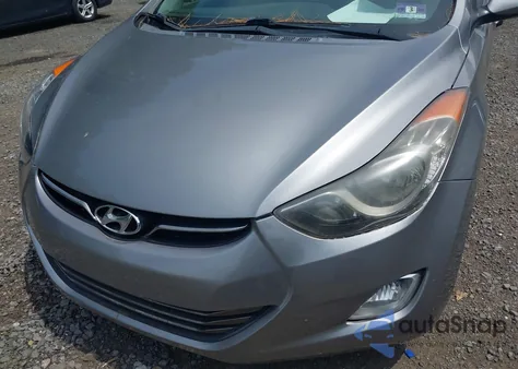 2013 Hyundai Elantra Limited z USA, uszkodzony, nr VIN KMHDH4AE8DU745746